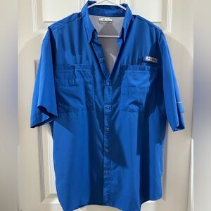 Short sleeve royal blue Columbia fishing shirt
